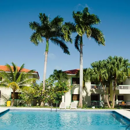 Sun Circle Hotel Condo Pool & Beach